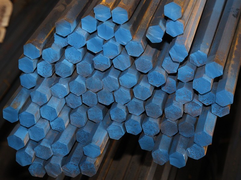 Стальной шестигранник легированный 40 мм Gr.B16 ASTM A193