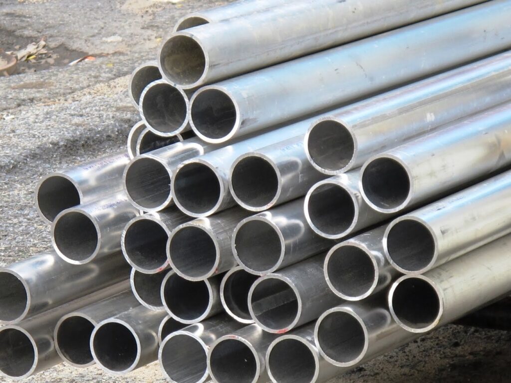 Труба Б/У из цветного металла алюминиевая 85 мм 2 мм Д1